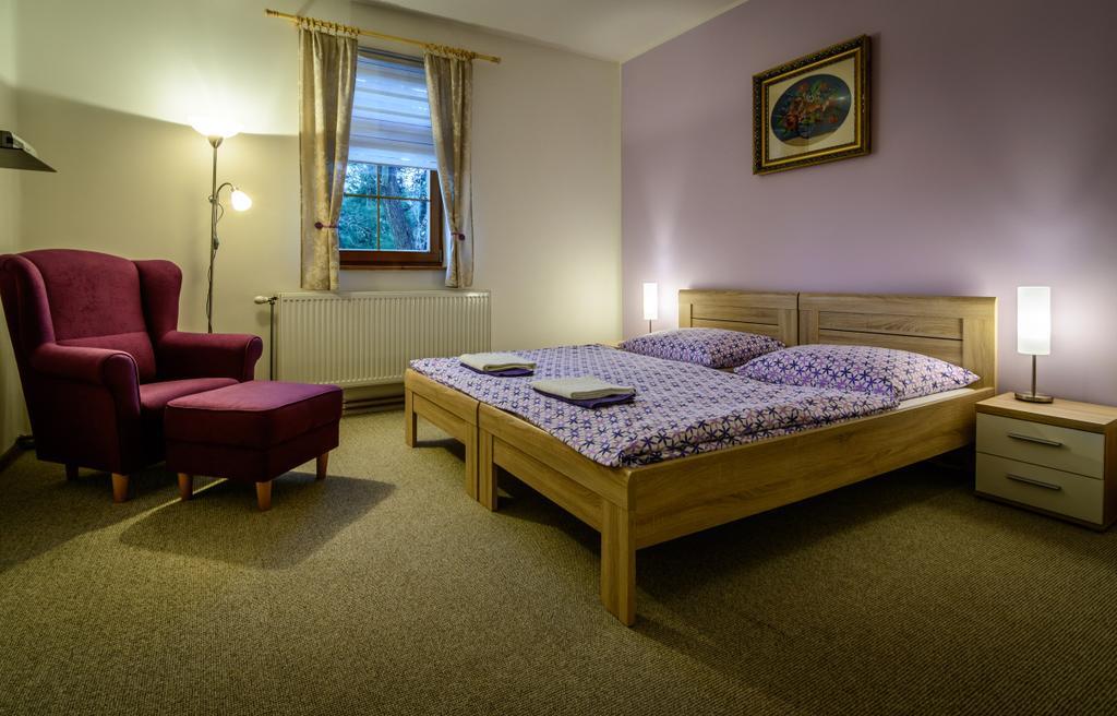 Penzion Sina Pavčina Lehota Extérieur photo